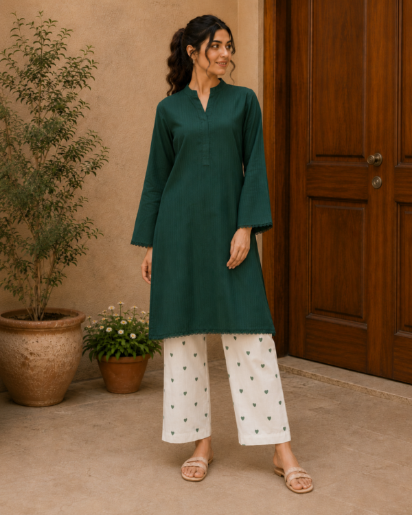 Sabz Zari – 2 Piece Emerald Green Lawn Suit
